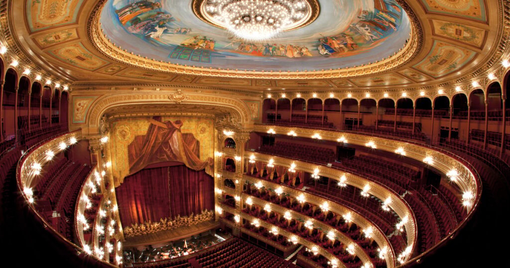 Teatro Colón